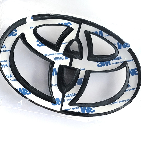 Toyota 2014-2024 4Runner SR5 Blackout Emblem Overlay Kit New! - Picture 4 of 10